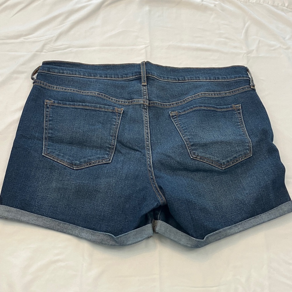 Old Navy Dark Blue Jean Shorts - Picture 6 of 6